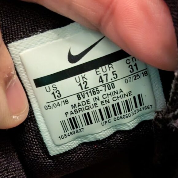 B31 NIKE Air Max Speed Turf "Steelers" Sneaker - Picture 8 of 11